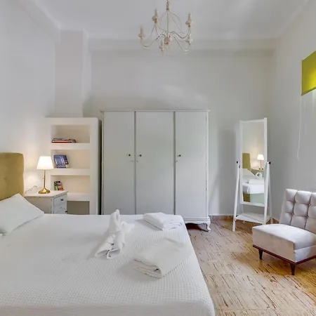 Samouil Steps From The * Chania (Crete)