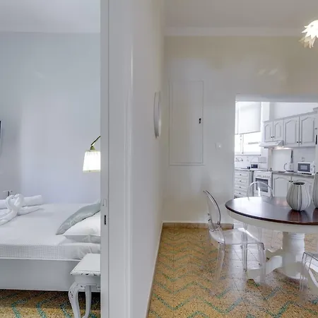 Ferienhaus Samouil Steps From The