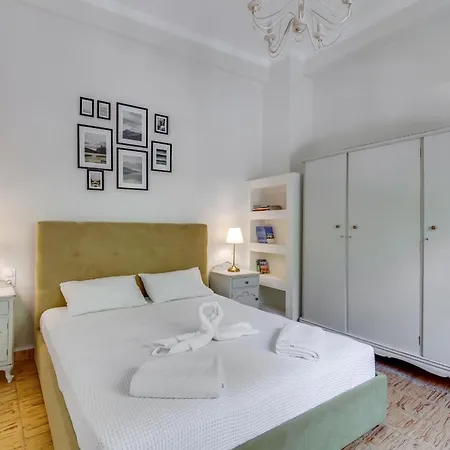 Samouil Steps From The