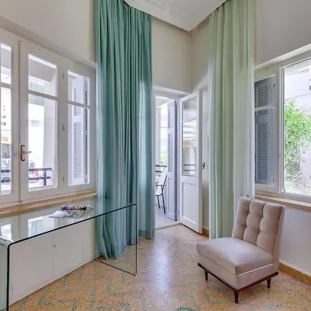 Samouil Steps From The Chania (Crete)